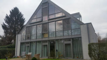 Glasfassade - Professionelle Glas- und Rahmenreinigung Gebädereinigung TomClean Datteln